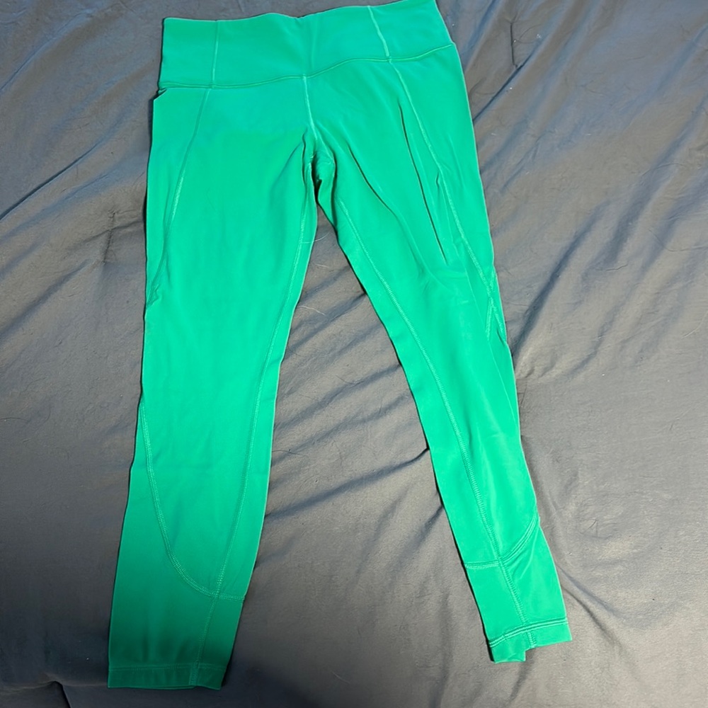 Athleta green leggings